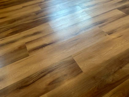 Luxury Vinyl Plank (LVP): The Look of Wood Without the Worry?